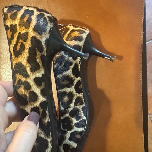 MICHAEL KORS LEOPARD PRINT CALF HAIR CLASSIC PUMPS! Size 10 - Picture 12 of 17